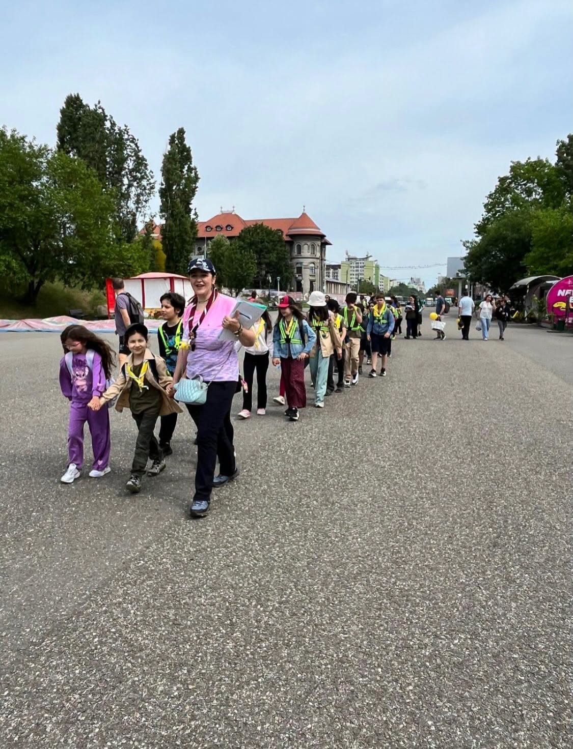 Întâlnirile de Patrulă și Atelierele de Sâmbătă - Foto 3